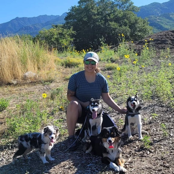 Meet your Posher, Miriam - Picture 3 of 3